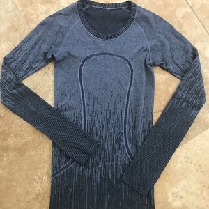 Lululemon long sleeve top